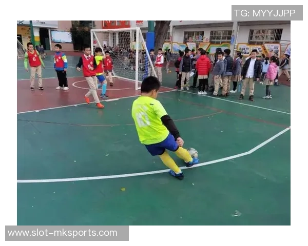 实况足球2011游侠全攻略让你在绿茵场上尽显风采与技巧